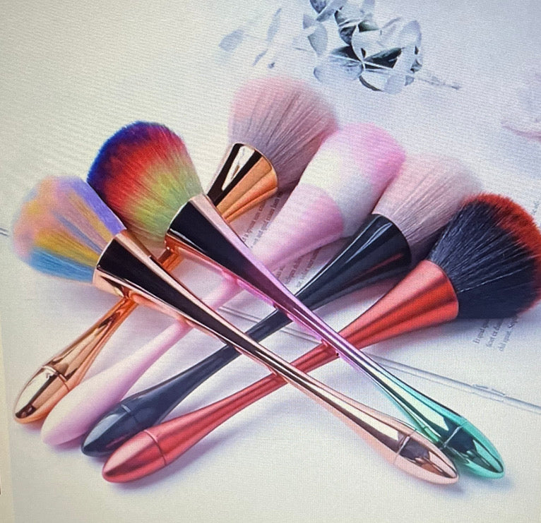 Nellz Shaped Dust Brushes